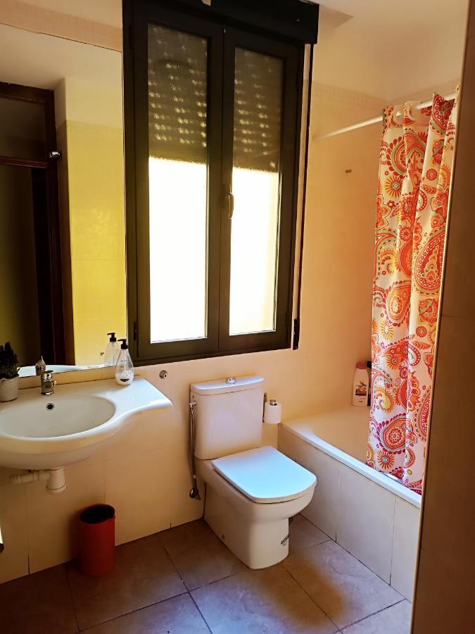Corrala De San Anton. Corral Del Carbon Apartment
